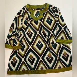 Maggie Barnes Satin Blouse Size 2x